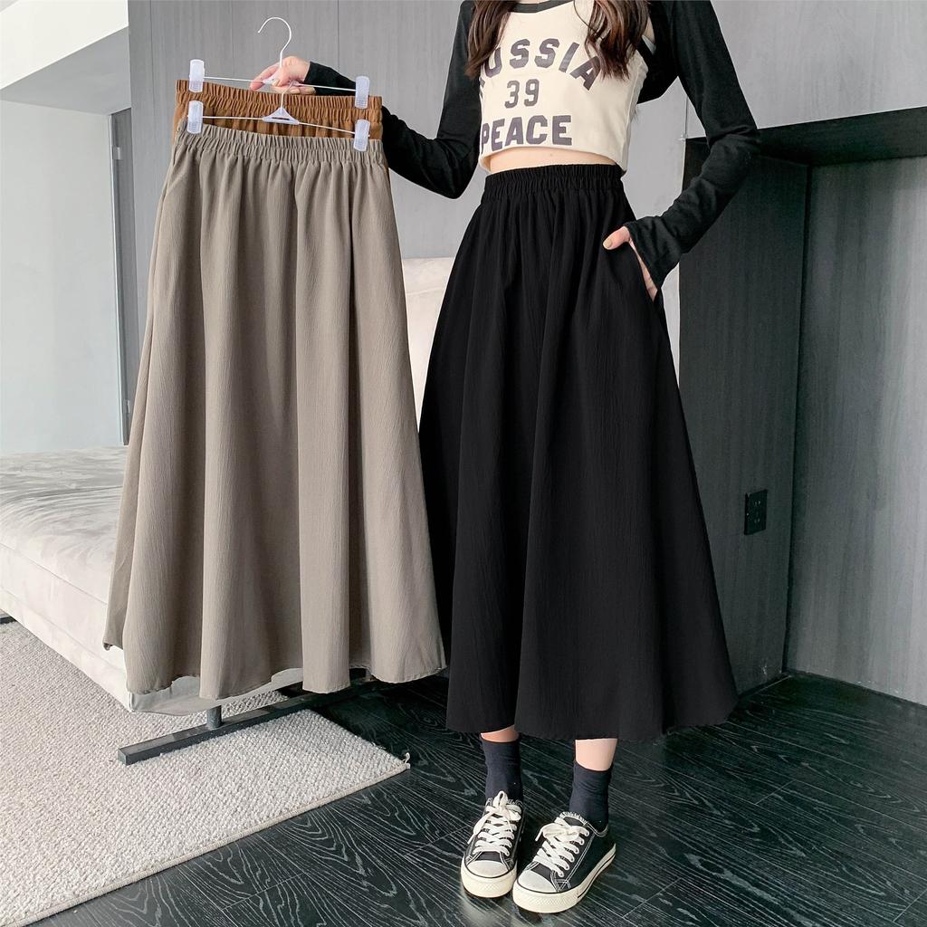 Women's Black Elastic High-Waist Slimming A-Line Umbrella Midi Skirt - Classic Flared Silhouette for All Occasions