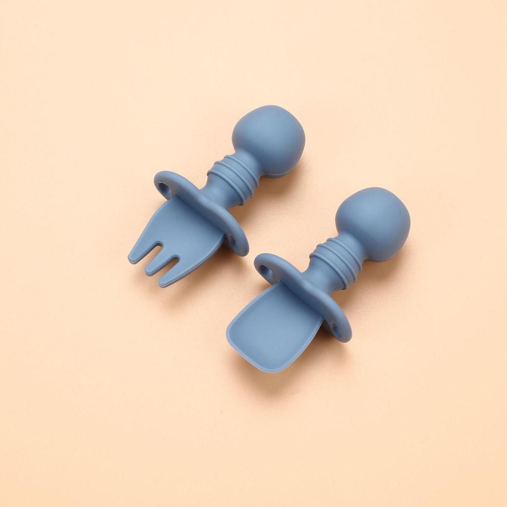 Silicone Bear Suction Bowl: Drop-proof Tableware for Infants