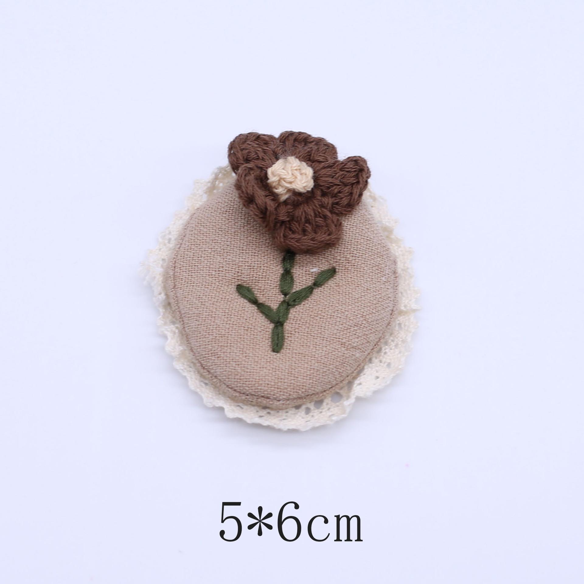 Брошь-цветок из кружева ручной работы в стиле Мори и подвеска для сумки - Сладкие украшения из пряжи