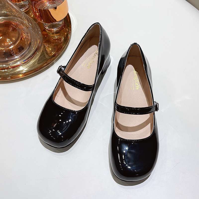 Vintage Mary Jane Leather Shoes Women's French Round Head 2025 Spring and Summer New High Heels Fairy Style Small Leather Shoes Flat Bottom