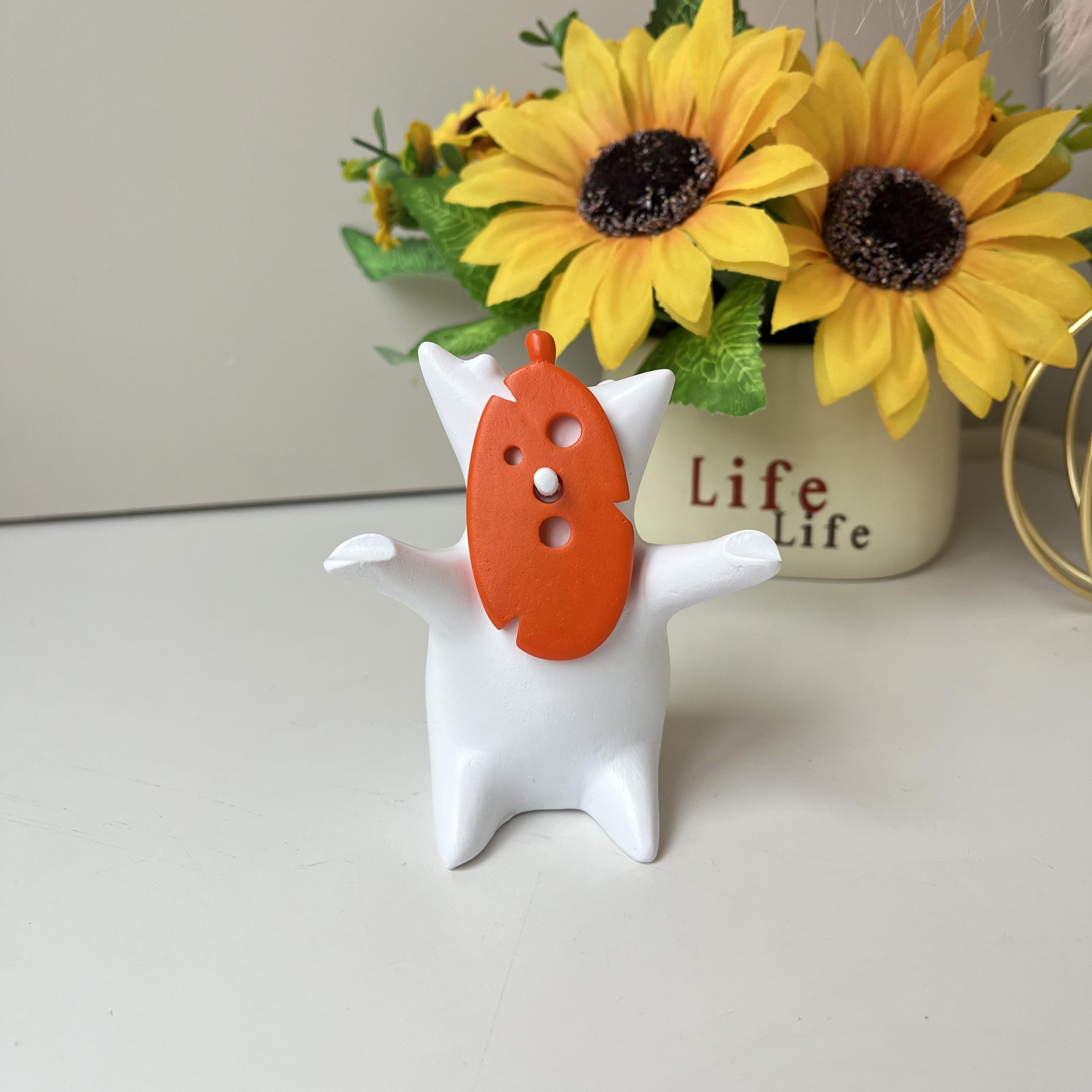 

1pc Resin Masked Man Pencil Holder Statue Desktop Home Decoration Ornament