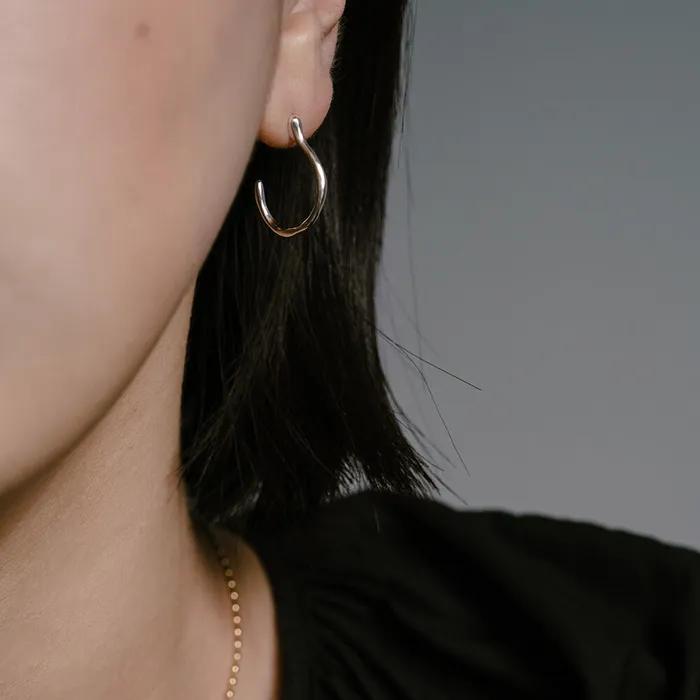 [silver925] Flowing earrings (gold)