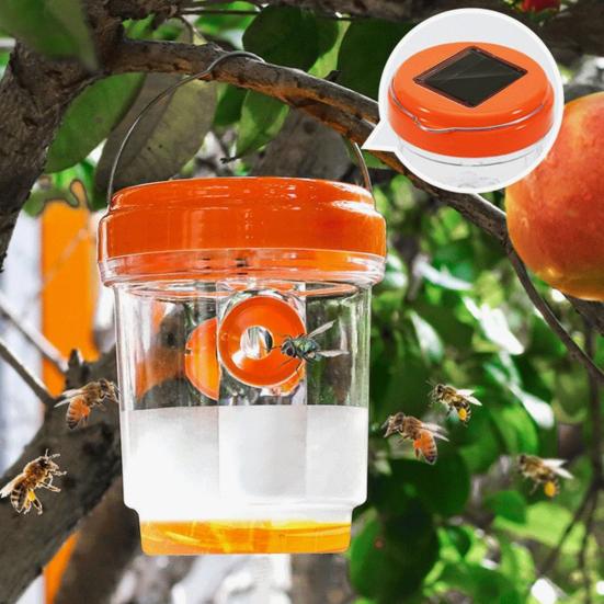 2/4Pcs Outdoor Hanging Wasp Trap Solar Powered Hornet Bee Catcher with UV LED Light Reusable Outside Garden Patio Yellow Jacket Trap Bottle