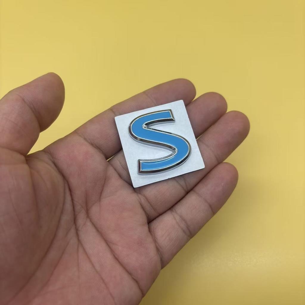 Metal S Logo, Rear Trunk Emblem Badge Car Sticker for IPL Q50 Q50S Q50L G37 Q30 Q70 G25 QX70 FX35 FX37