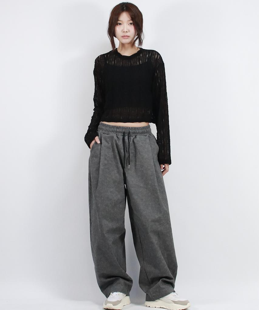 Deumakeu Grunge Washing Side One Tuck Curved Wide Pants Charcoal