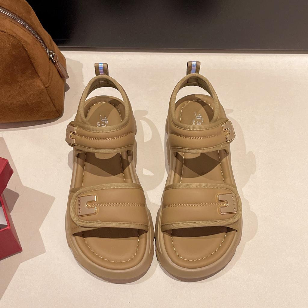 Thick-soled shit-stepping sandals women's 2025 summer new versatile Velcro outer wear non-slip Roman beach muffin shoes