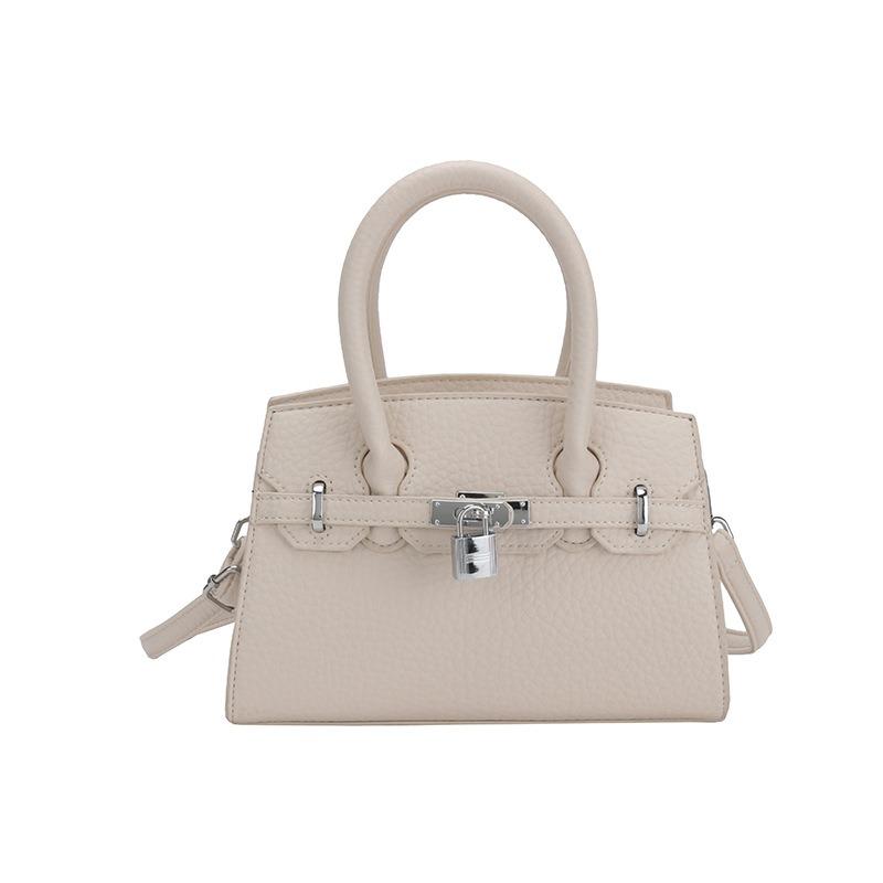 Bag women's new trendy high-end fashion niche design shoulder messenger bag portable platinum bag