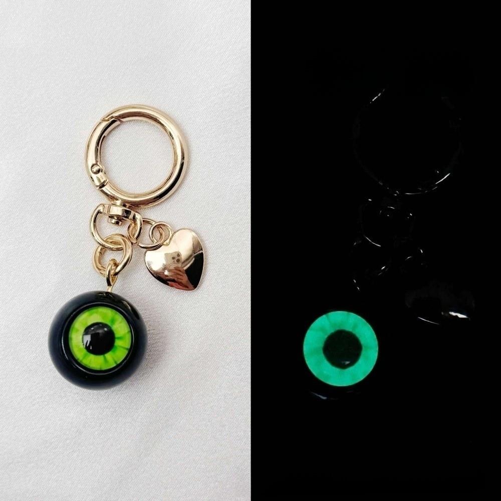 Fashion Funny Demon Eyeball Keychain Luminous Resin Bag Pendant Halloween Theme Heart Car Key Holder Gothic Fashion