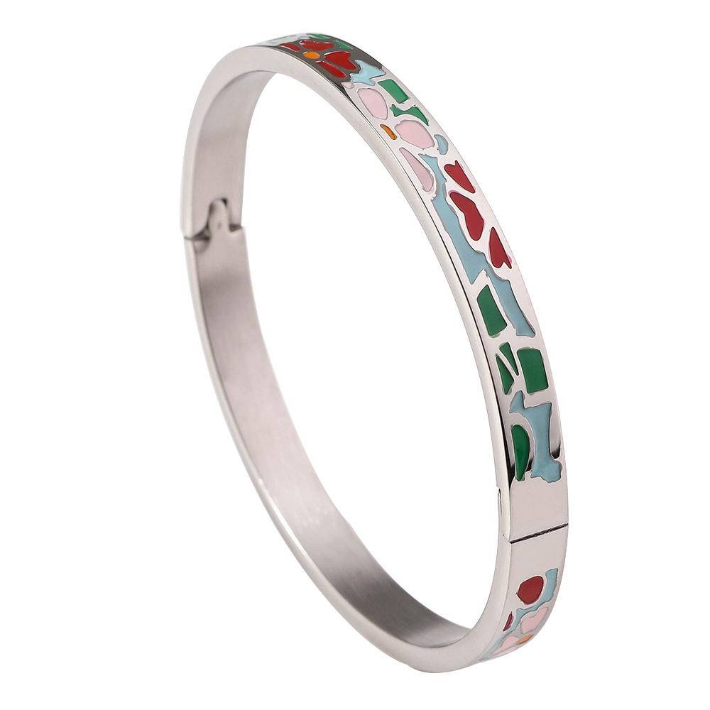 

Geometric Enamel Bracelet: Women s European & American Style, 18K Gold-Plated Titanium Steel