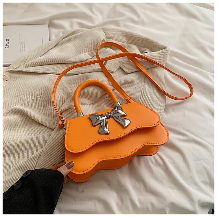

Ladies style niche handbag women 2025 new cute fashion small square bag versatile casual shoulder trendy оранжевый