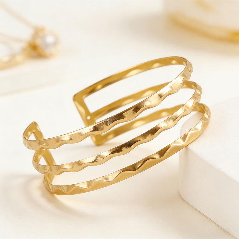 European and American Cross-Border Bestseller: Adjustable Hollow Triple-Layer Corrugated Bracelet