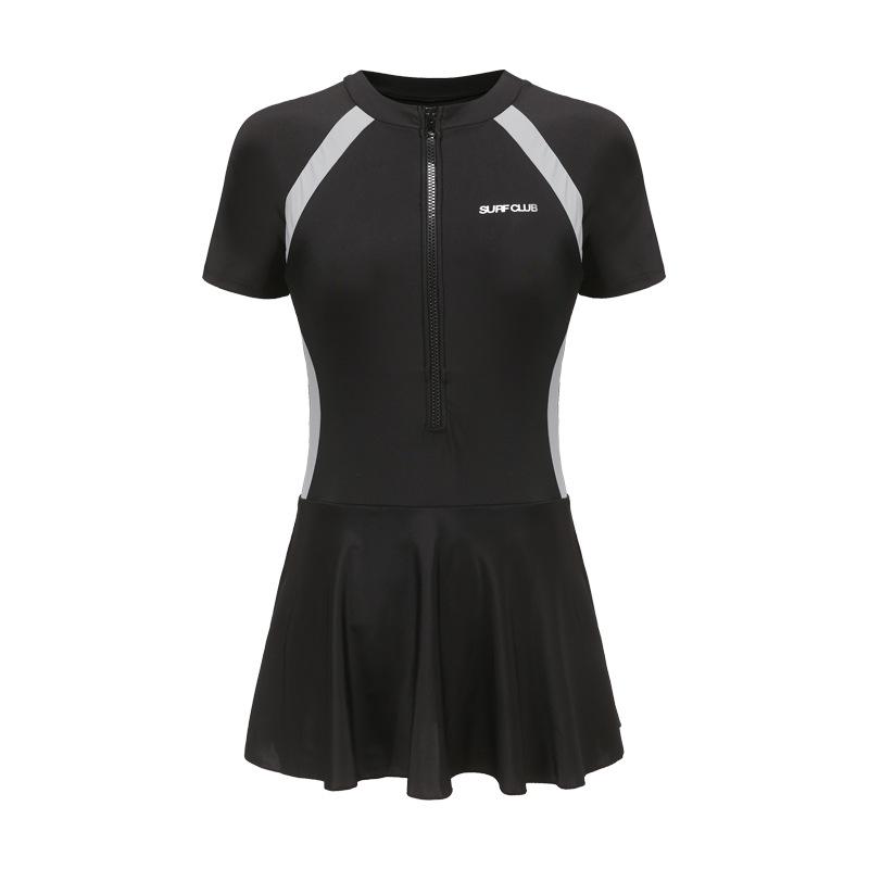 Korean-Style Women's One-Piece Sports Swimsuit: Conservative, Plus Size, Hot Spring Ready
