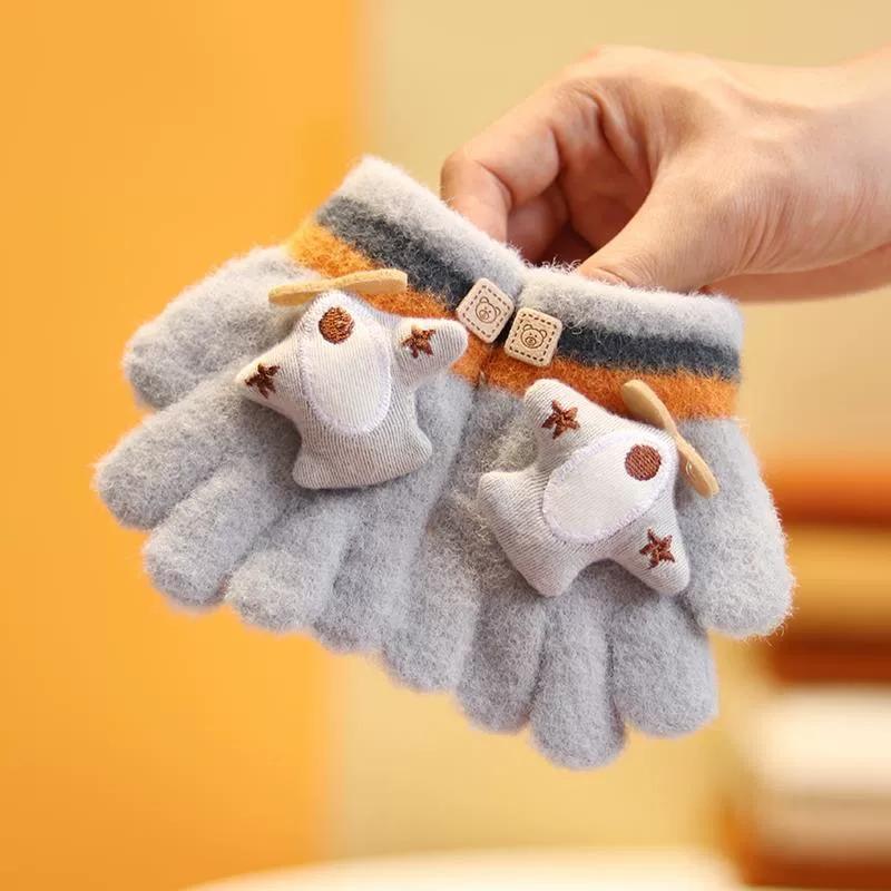 Baby Gloves for Winter, Cute and Warm for Toddlers, Boys and Girls, Five-Fingered Plush Gloves for Babies