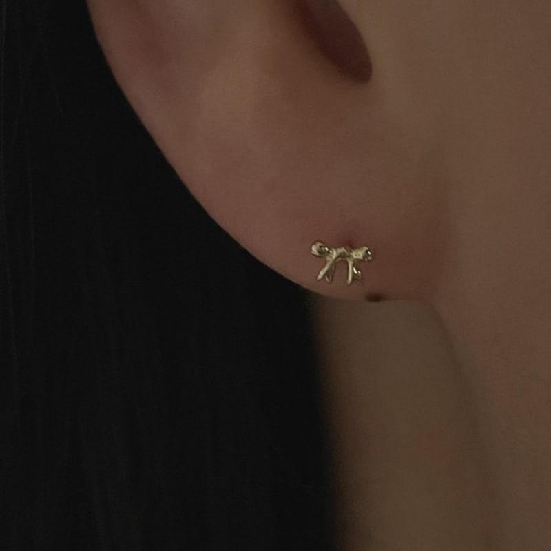 MARQUEMENT 10k 14k Mini Ribbon Piercing
