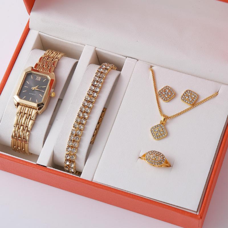 Love Square Fashion Bracelet Watch Popular Alloy Set Women'S Watch