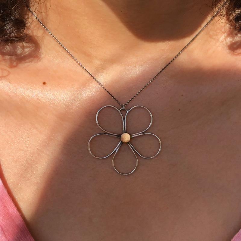 Vintage Love Women lovely temperament necklace suitable for women wedding banquets or festive souvenir gifts