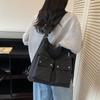 2025 fashion trend texture casual shoulder messenger bag autumn and winter new bag personalized women's tote bag