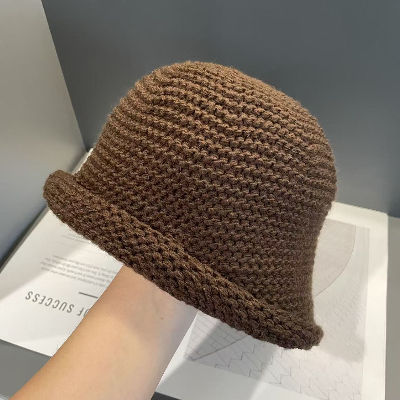 

Autumn and Winter New Style Hand Crocheted Thick Woolen Curled Fisherman Hat Casual Solid Color Basin Hat for Women M（56-58cm）