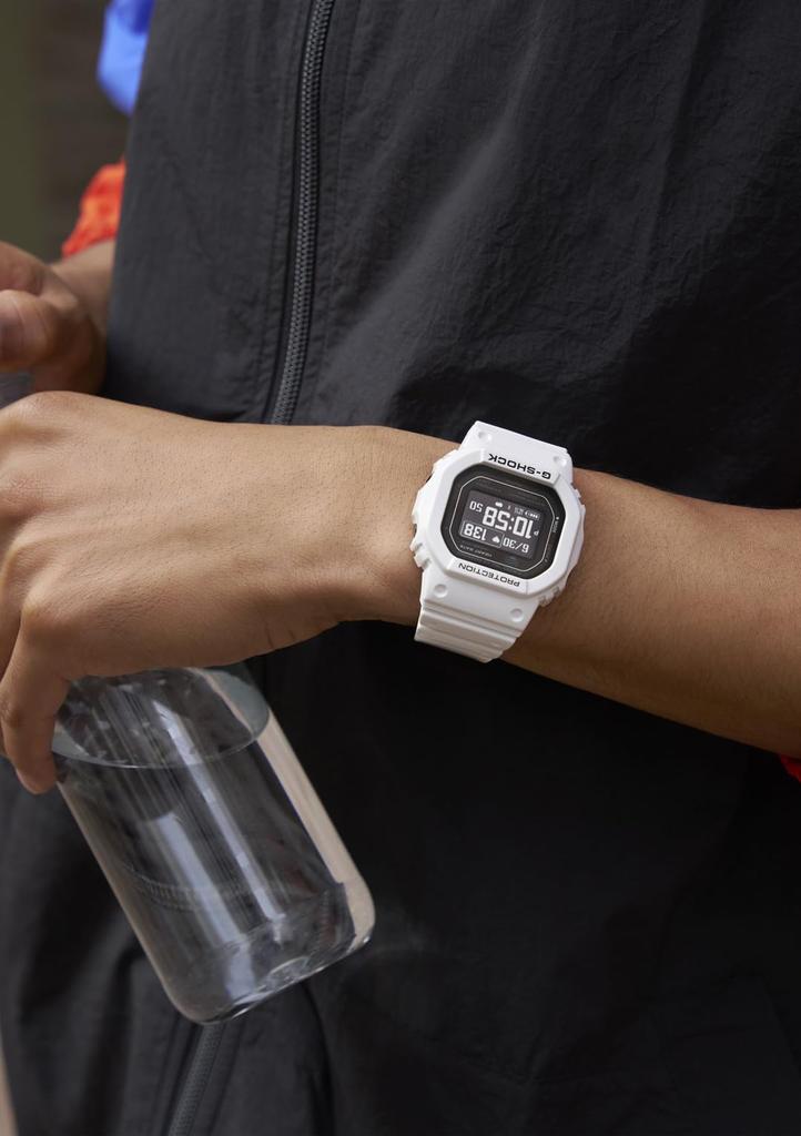 Hodinky na monitor srdečního tepu s Bluetooth Bílá [Casio] G-Shock [] G-SQUAD DW-H5600-7JR pánské