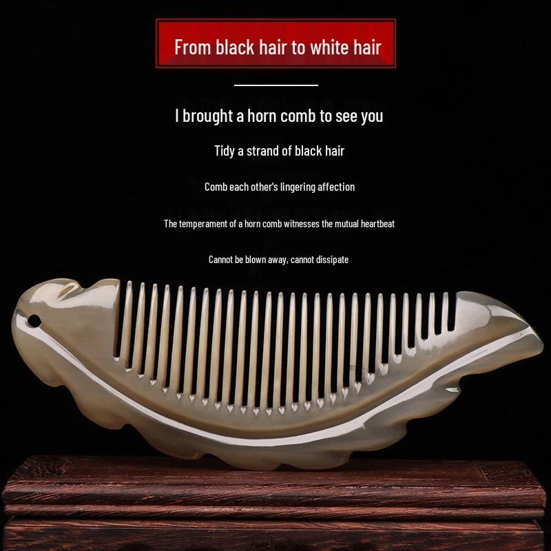 HOMEMAKER Natural White Buffalo Horn Comb Gift Set