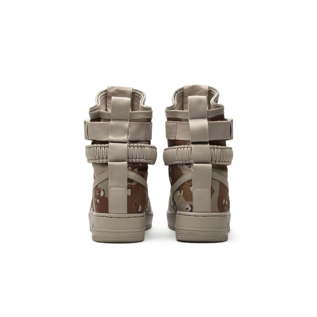Nike SF Air Force 1 'Desert Camo' (Unisex) Chino / Chino-Classic Stone-LT British Tan Skate Shoes 864024 202