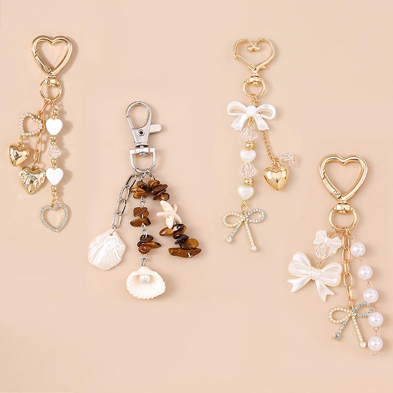 Brelok Serce z Muszli Perłowej Breloczek z Błyszczącym Sercem Wisiorek Biżuteria Dla Dziewczyny Kobiet Dekoracja Torby Prezentowej