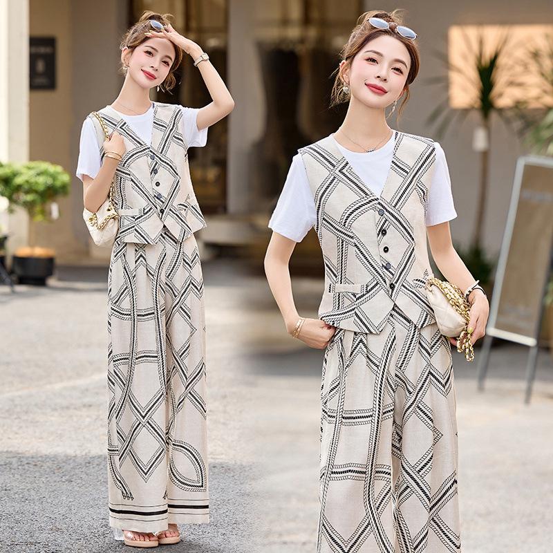 Summer Fashion Cotton and Linen Suit Female Fashion Royal Sister Fan Temperament Vest T-shirt Wide Leg Pants Three-piece Set
