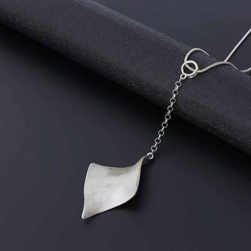 Necklace Vintage Long Necklace Geometric Brushed Pendant Premium Ladies Sweater Chain