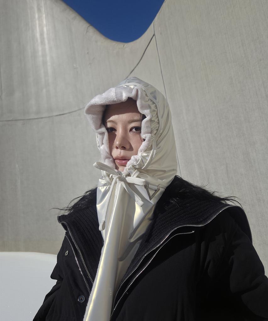 Beullaegbiseuteu Reversible Balaclava _ White Pearl _ Ac4502