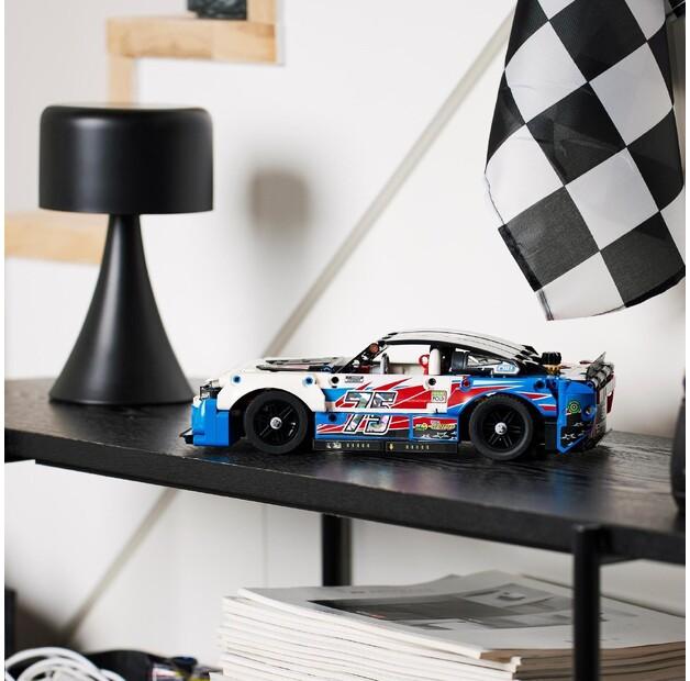 LEGO Technic 42153 Новый Chevrolet Camaro ZL1 из серии NASCAR