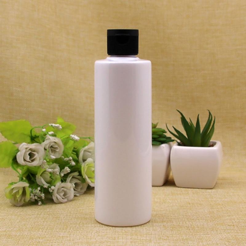 4pcs Portable 250ml Refillable Plastic Bottles Cosmetic Containersfor Shampoo Conditioner Makeup Remover Leak Proof