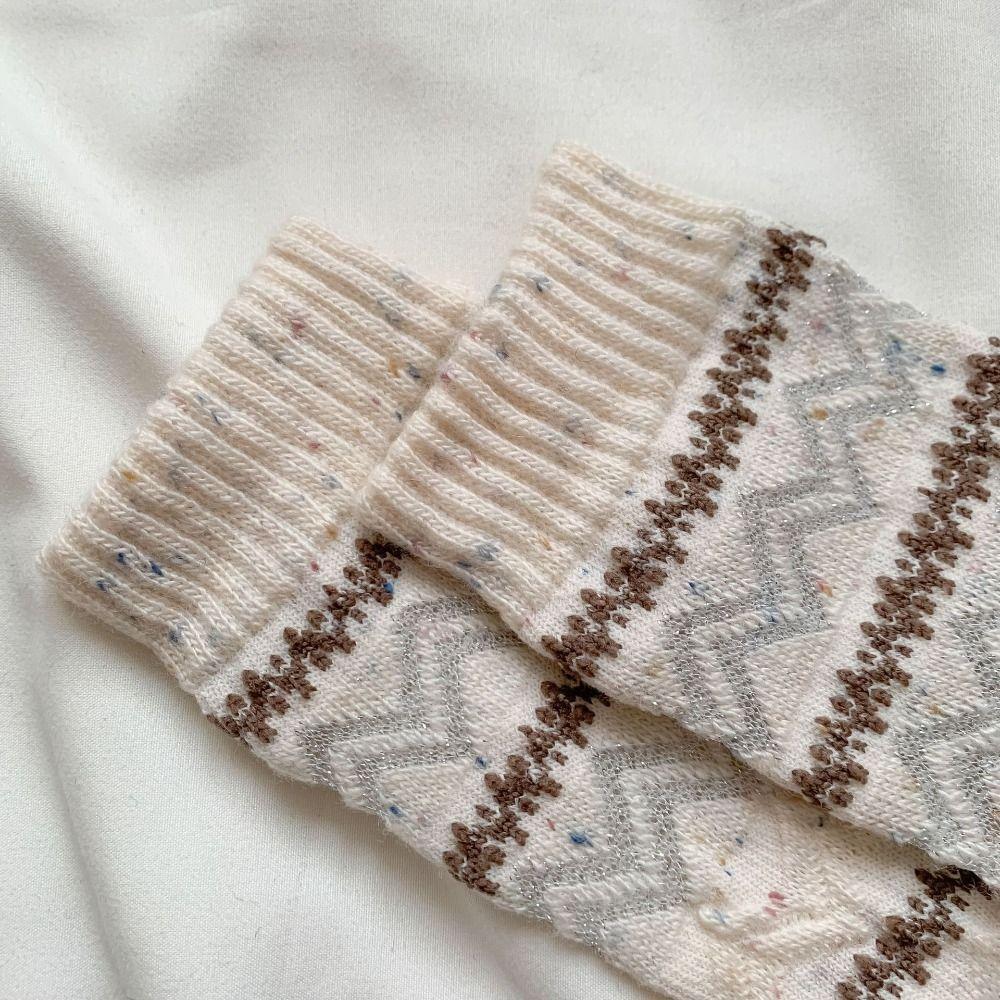 Chaussettes rayées mi-mollet Chaussettes longues chaudes Nouvelles chaussettes pour femmes Automne Hiver