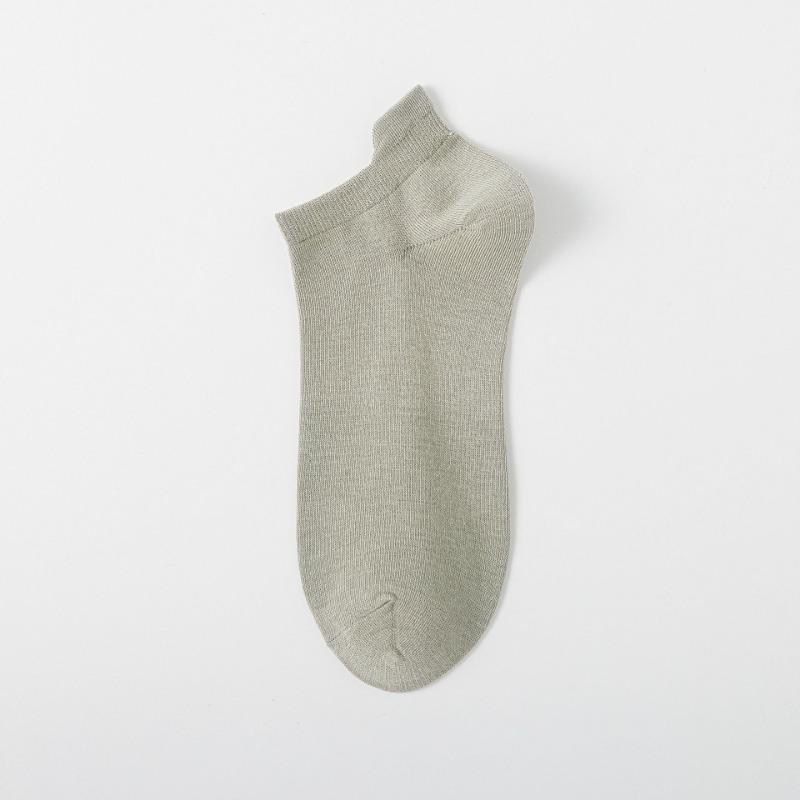 

Мужские летние простые и универсальные, не скатывающиеся однотонные носки-лодочки с защитой ушей 1 pair светло-зеленый