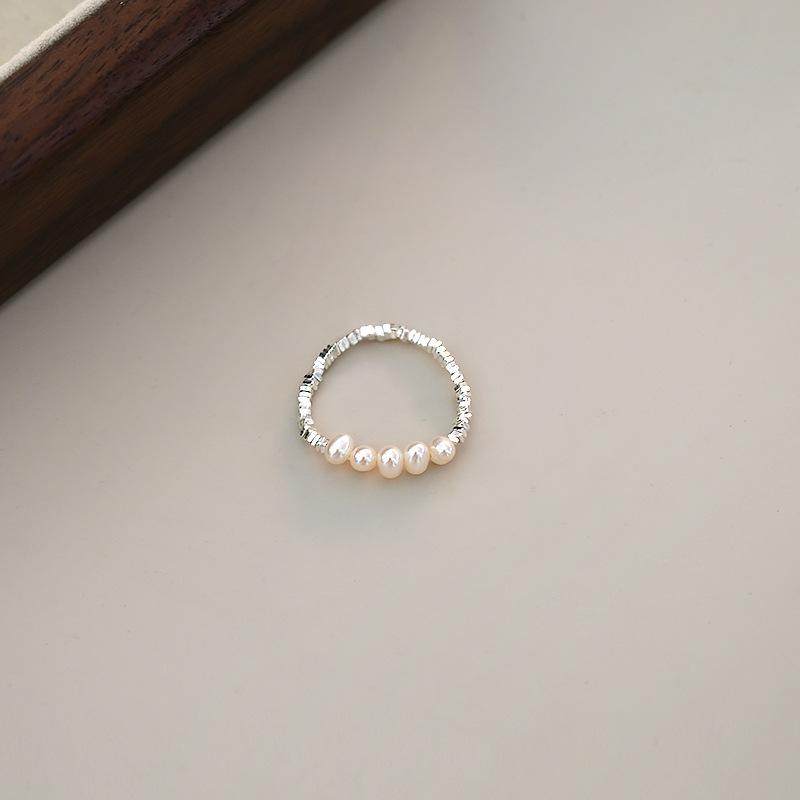 Pearl Silver Crushed Design Adjustable Ring - Fashionable, Versatile Gift for Girls