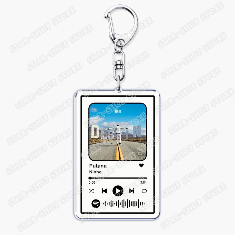 Hete Rapper Zanger Ninho Sleutelhangers voor Vrouwen Accessoires Tas La Vie Qu'on Mène Lied Muziek Code Sleutelring Sieraden Fans Vrienden Cadeaus gray