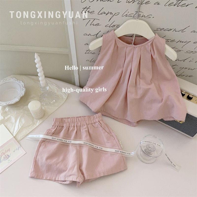 

Очаровательный летний комплект для девочки в корейском стиле, состоящий из мягкой хлопковой майки и шорт. Cream Powder Set,80