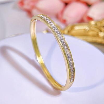 CMM Bracciale rigido in zircone di metallo pesante di alta qualità di lusso per coppia, semplice cerchio, temperamento, moda coreana, gioielli da donna