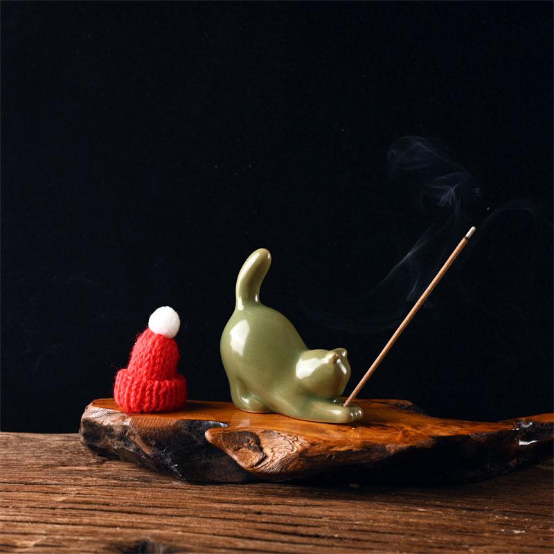 Zen-Style Cat Incense Holder: Ceramic Ornament for Home, Tea Table, Agarwood & Sandalwood Incense