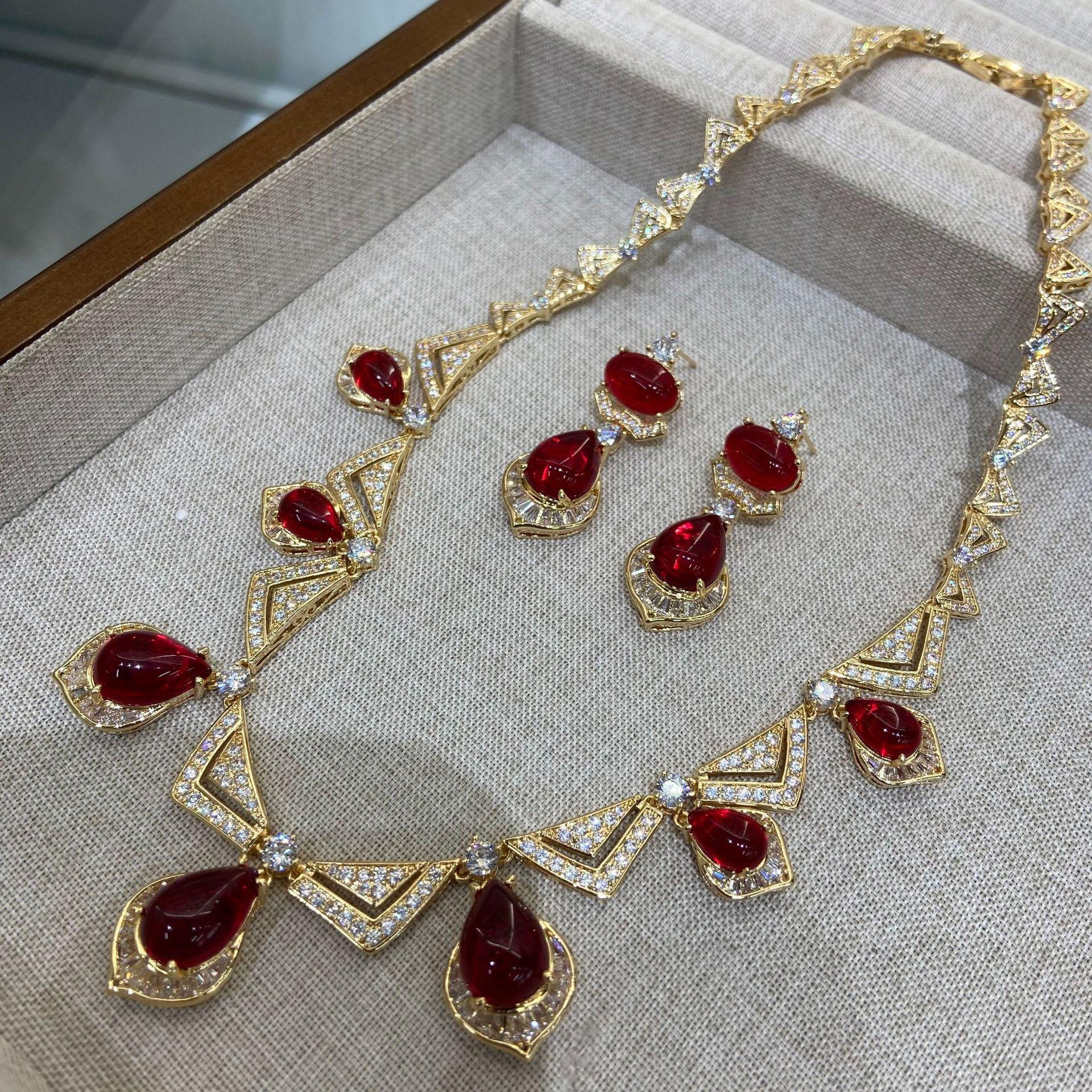

Liu Yifei Dinner With The Same Zircon Water Drop Necklace Earrings Light Luxury High-End Jewelry Set Niche Versatile Jewelry