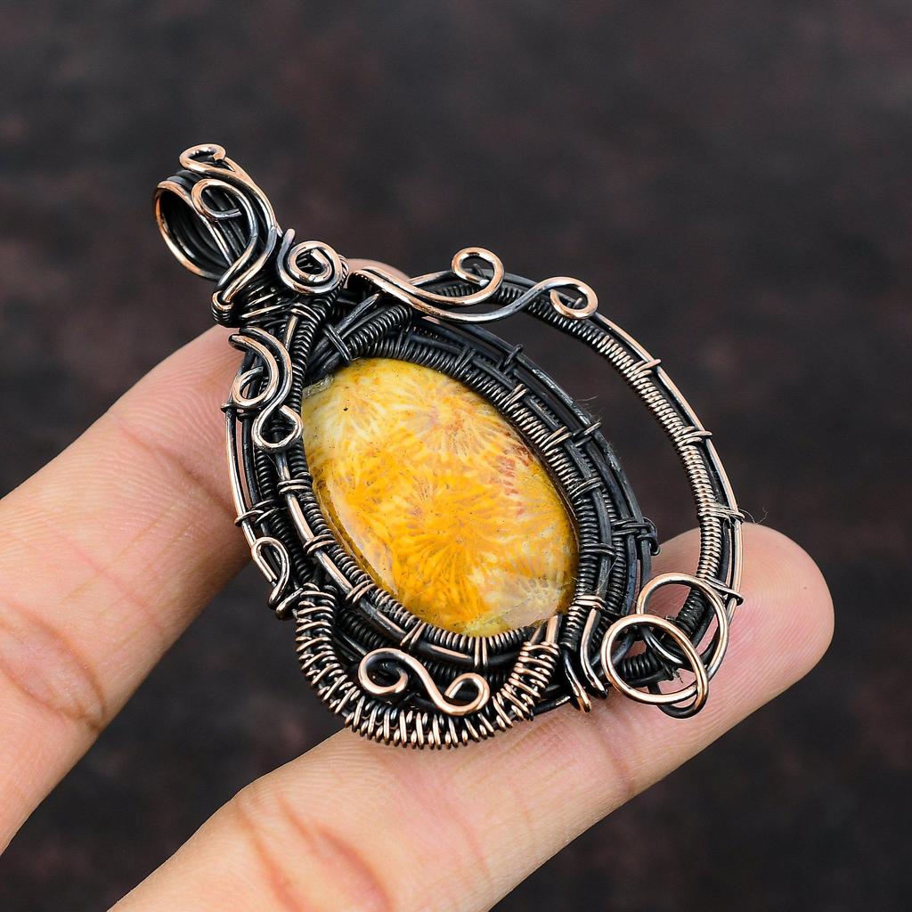 Fossiler Korallen Anhänger Kupferdraht gewickelt Anhänger Edelstein Kupfer Schmuck Handgefertigter Anhänger Fossiler Korallen Schmuck Verlobungsgeschenk Frauen Anhänger