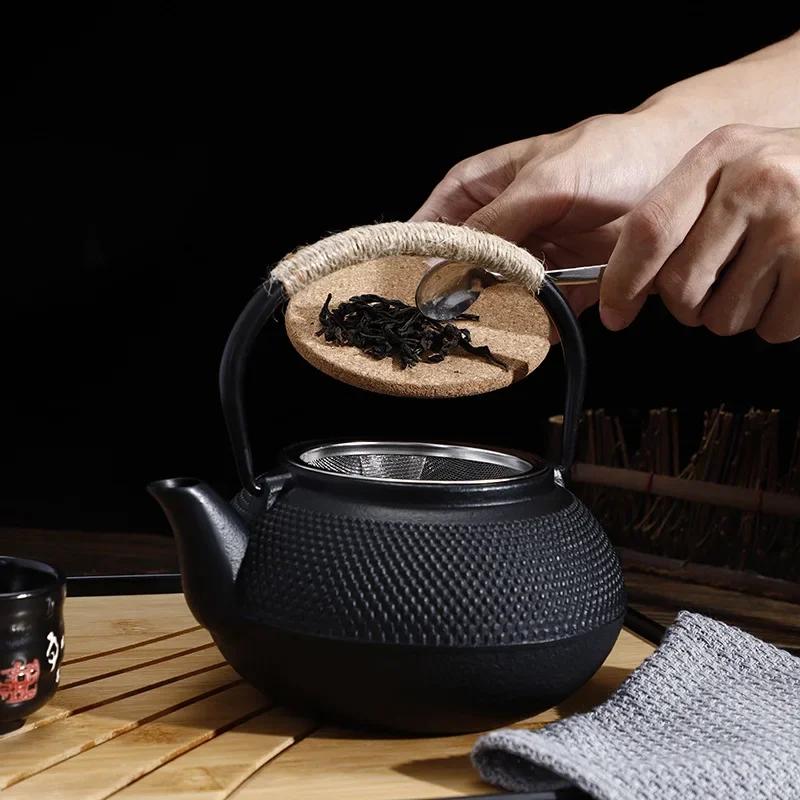 

Japanese Iron Tea Pot with Stainless Steel Infuser Cast Iron Teapot Tea Kettle for Boiling Water Oolong Tea WF1027