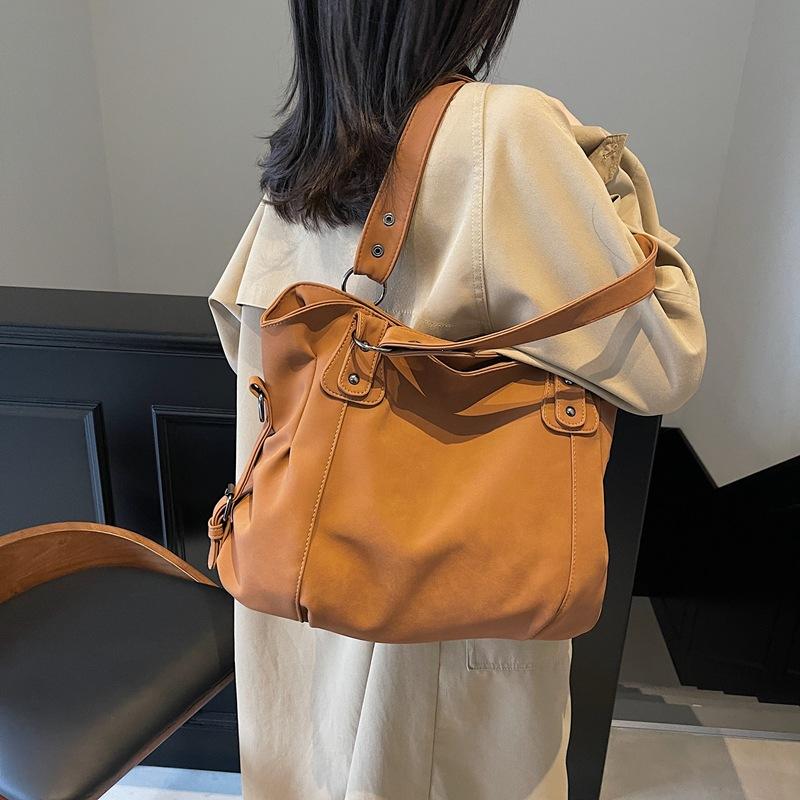 Large Capacity Bag 2025 Trendy New Bag Women's Bag Fashion Versatile Messenger Bag Casual Shoulder Tote Handbag