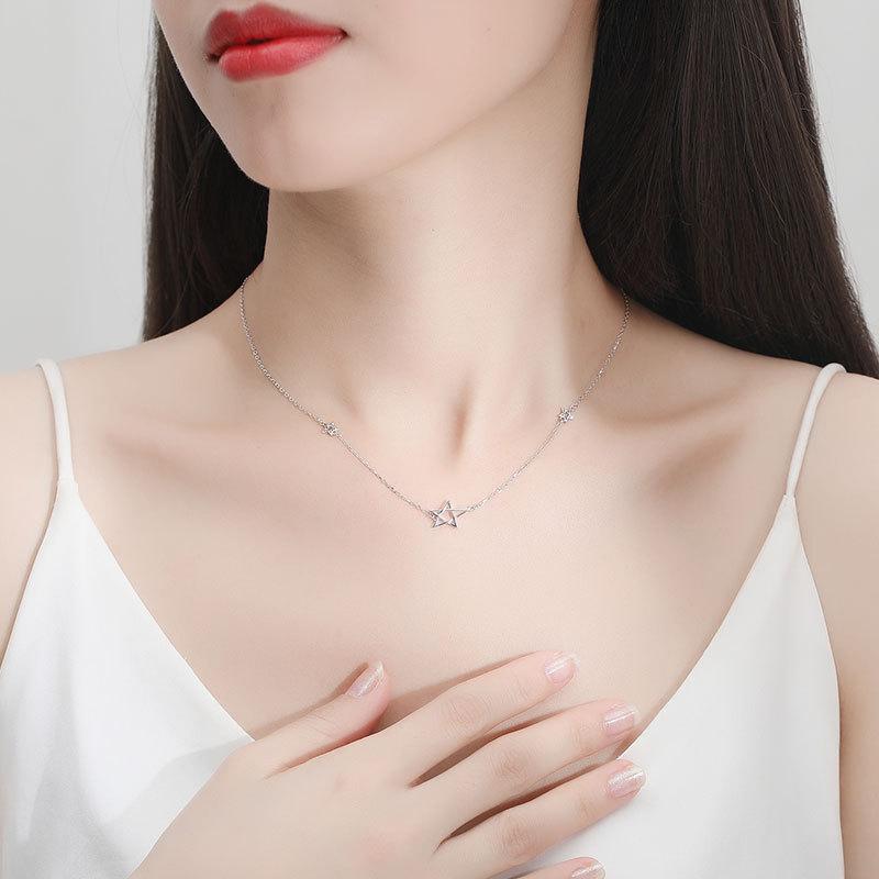 Hollow Star Necklace Five-pointed Star Super Fairy Fresh Clavicle Chain New Year Versatile