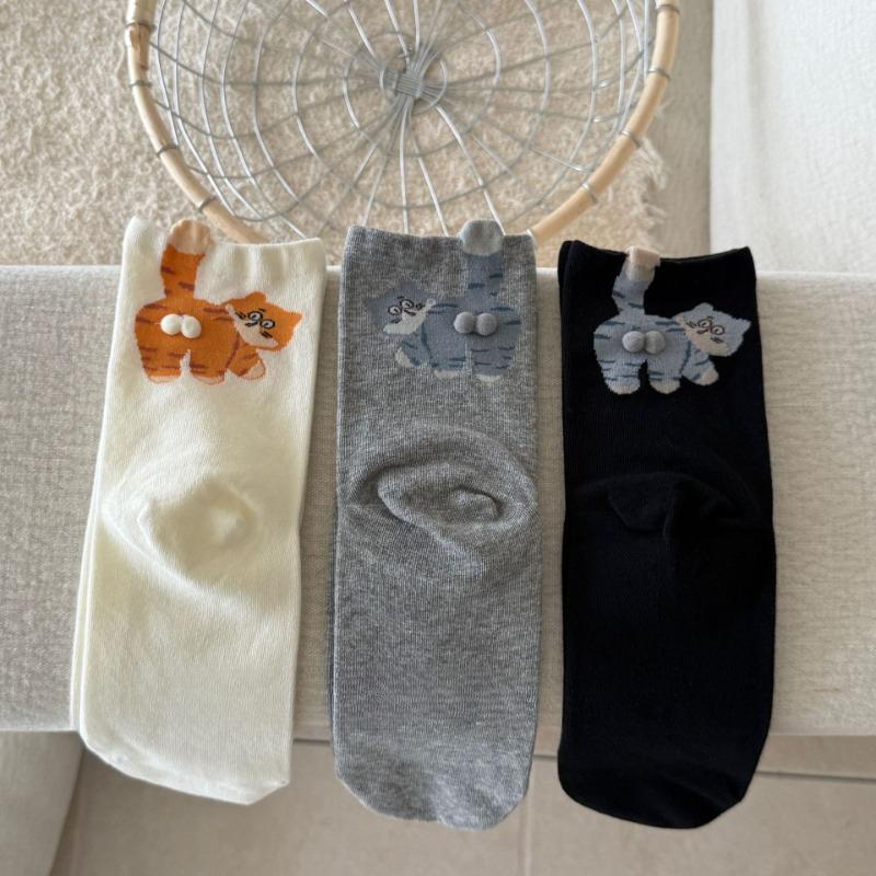 Cartoon Cat Female Mid Tube Socks Soft Comfortable Sweat Absorbing Breathable Casual Socks Three-Dimensional Cat Printed Socks