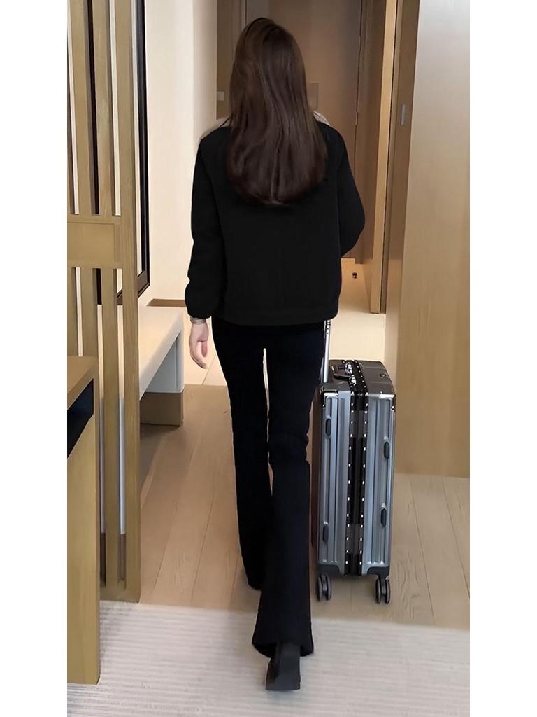 Jaqueta de Veludo Cotelê Feminina de Inverno: Forrado com Fleece, Quente, Fashion, Versátil, Corte Amplo, Emagrecedor, Cobre a Barriga, Estilo Maternidade.