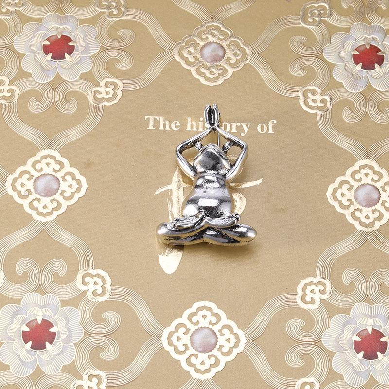 

Брошь в виде ретро-лягушки, простые модные аксессуары, брошь серебряный