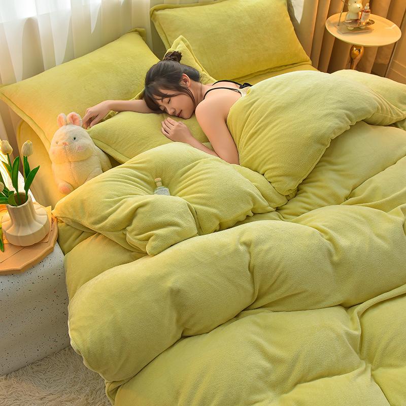 Class A Maternal Infant Grade Milk Fleece 4-Pcs Set, Warm Thickened Coral Fleece Fleece Bed Sheet, Bed Hat, Quilt Cover 3-Pcs Set