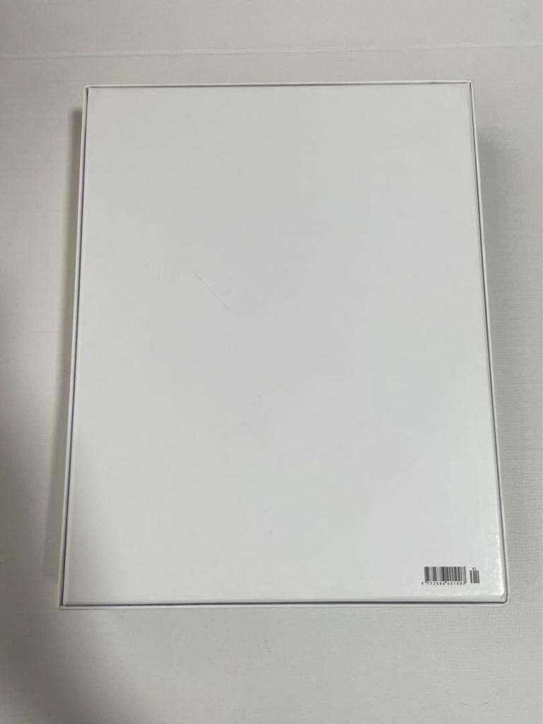 [USED] Dicon BTS Goes On! Deluxe Edition Photobook Bonus