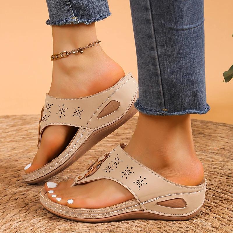 

Clip Toe Med Heels Slippers Women Outdoor Non-Slip Beach Shoes Flip Flops Woman Summer Soft Sole Platform Slides Plus Size 43 36 бежевий