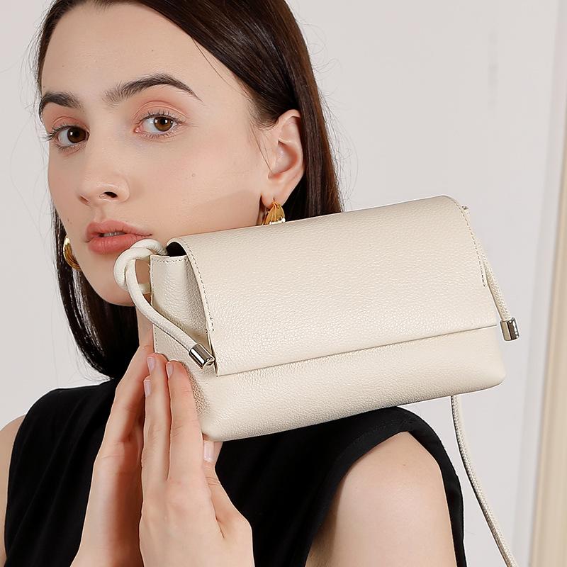 Top Layer Cowhide Hundred Styles Fashionable Women's Bag 2025 New Style Small Popular Single Shoulder Underarm Small Bag